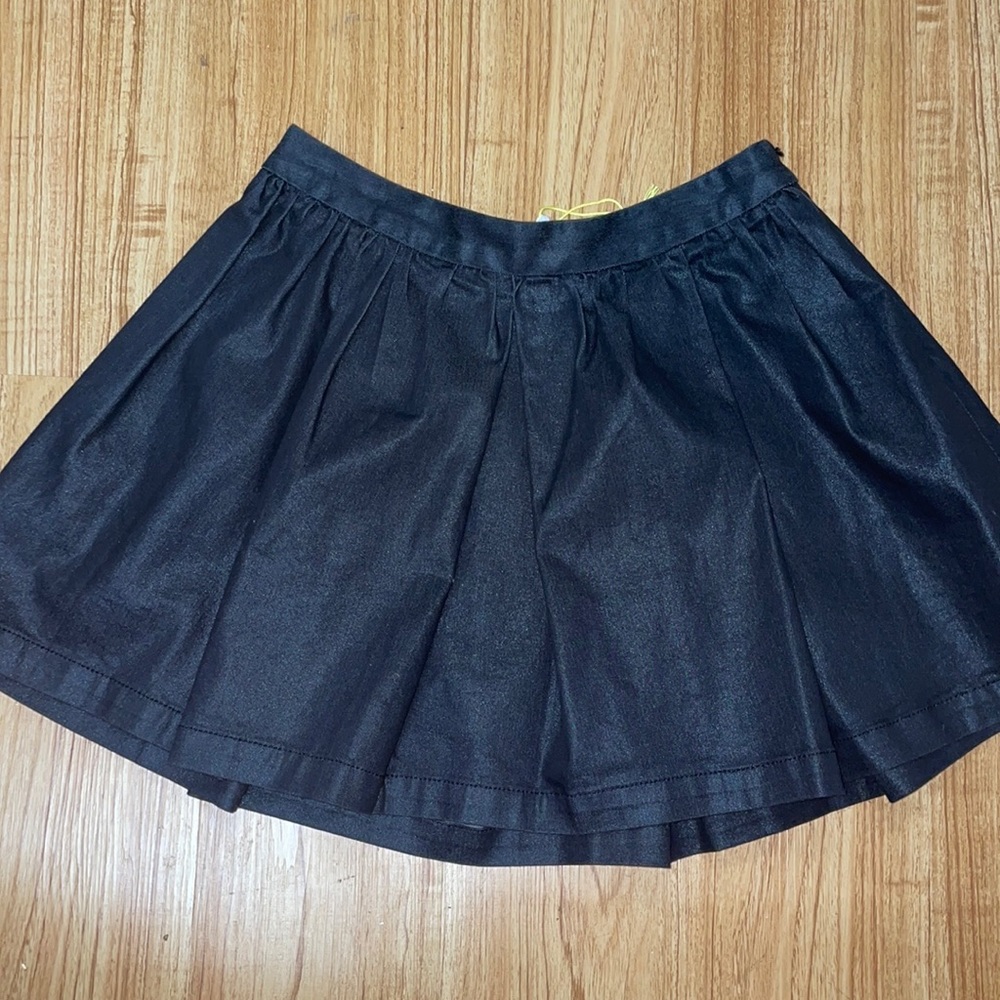 BCBGeneration black mini stretch  tennis skirt size 6